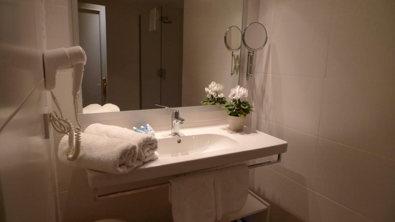 Carabela Hotel Peguera Ngoại thất bức ảnh